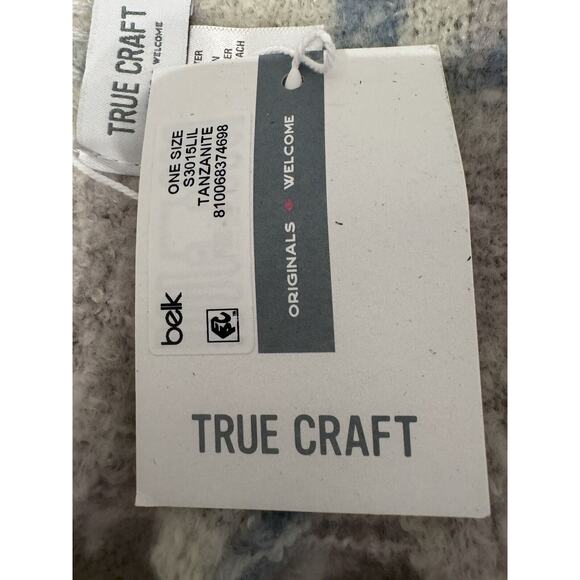 True Craft Tanzanite Combo Comfort Shawl With Pockets NWT For Indoor Or Outdoor - Picture 8 of 8